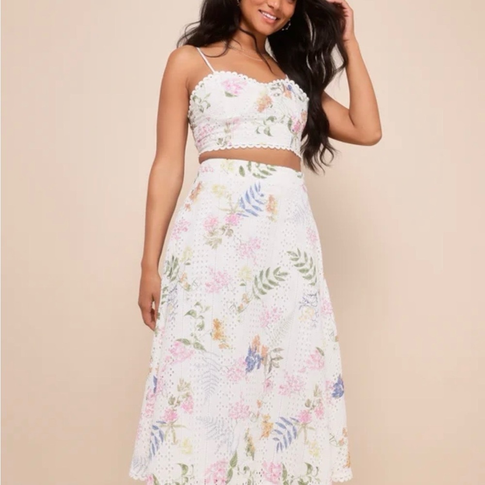 Lulu's White Eyelet Maxi Skirt & Top set, Pink & Multicolor Floral Print, M - Picture 8 of 11